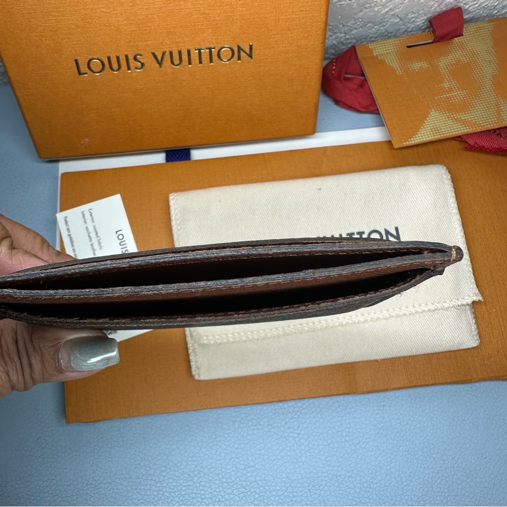 Louis Vuitton monogram card holder - Picture 9 of 9